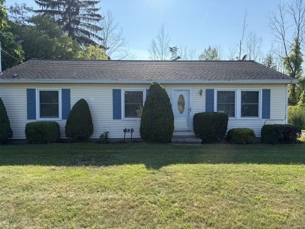 33 North Avenue, Hilton, NY 14468