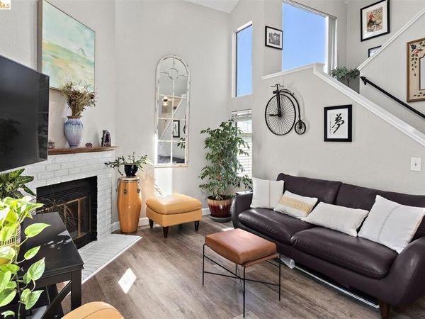 3687 Maple AVE, Unit 9, Oakland, CA 94602