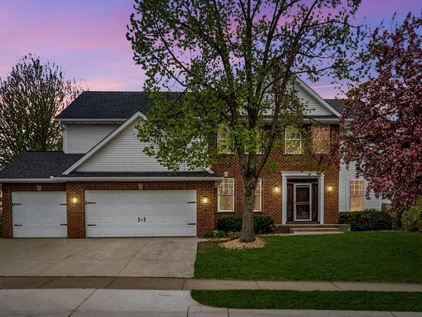 16555 77th Circle N, Maple Grove, MN 55311