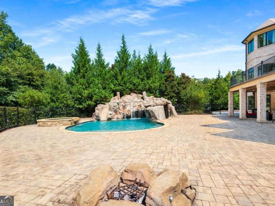 Property Image 96