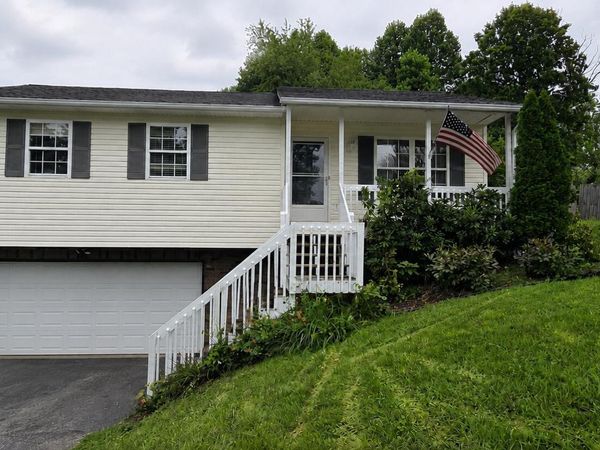320 Harr Drive, Bluff City, TN 37618