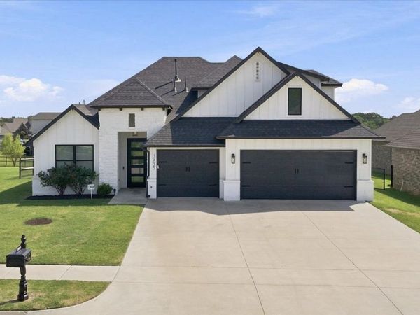 19025 E Ridgeline Road , Catoosa, OK 74015