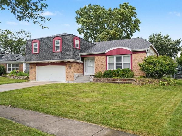 1613 Jasper Drive , Wheaton, IL 60189