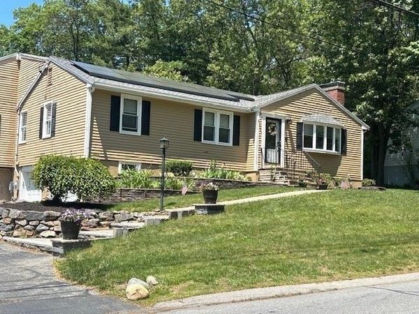 3 Upland Street, Unit 3, Burlington, MA 01803