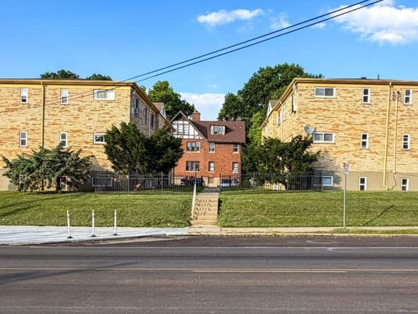 2896 Harrison Avenue, Cincinnati, OH 45211