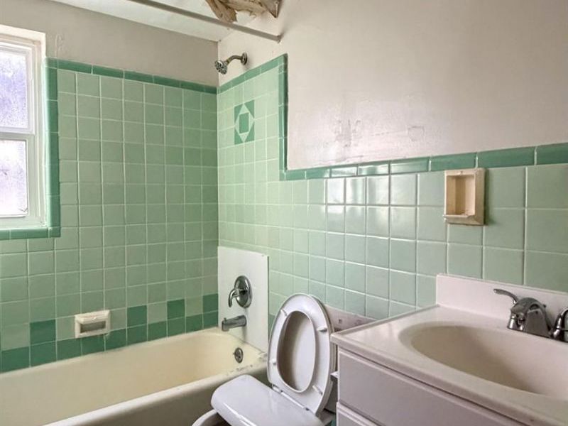 2896 Harrison Avenue, Cincinnati, OH 45211 Photo 34