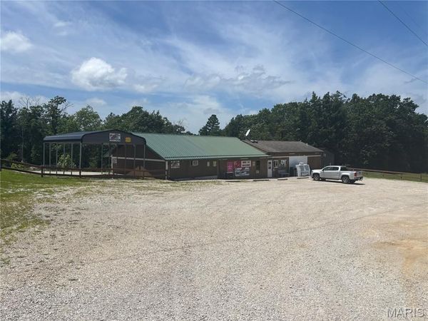 11891 Mine Road, Sullivan, MO 63080