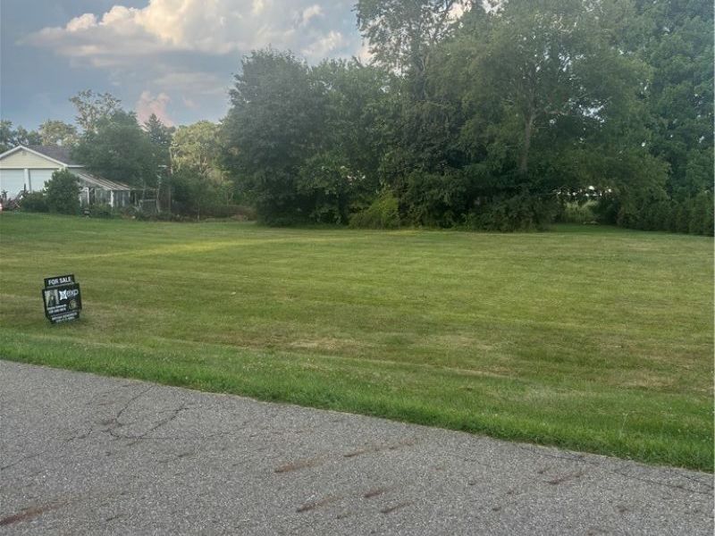 Menegay Road, Louisville, OH 44641 Photo 2