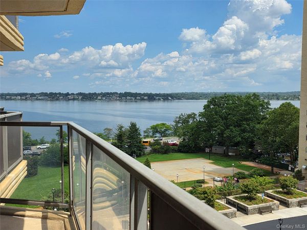 17-85 215 Street , Unit 6G, Bayside, NY 11360