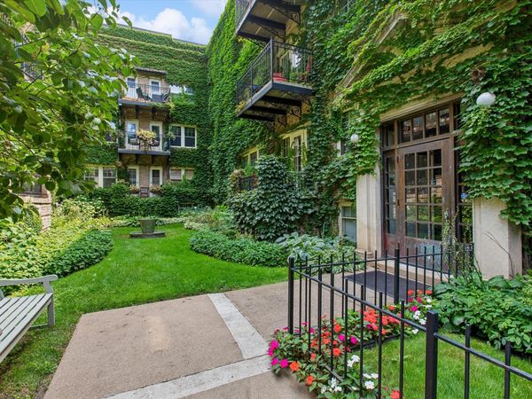 2521 Humboldt Avenue S, Unit 309, Minneapolis, MN 55405