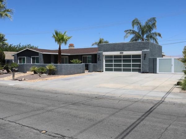 2190 N Whitewater Club Drive , Palm Springs, CA 92262
