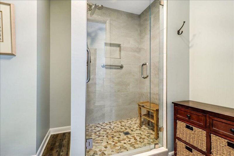 410 Yacht Harbor Court Photo 18
