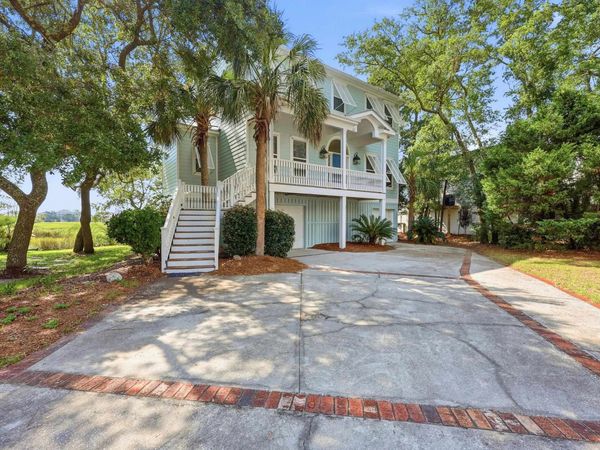 27 Drayton Ct. , Pawleys Island, SC 29585
