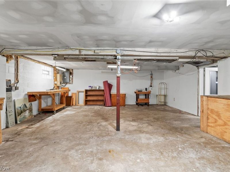 12685 Primrose Drive NE, Hartville, OH 44632 Photo 34