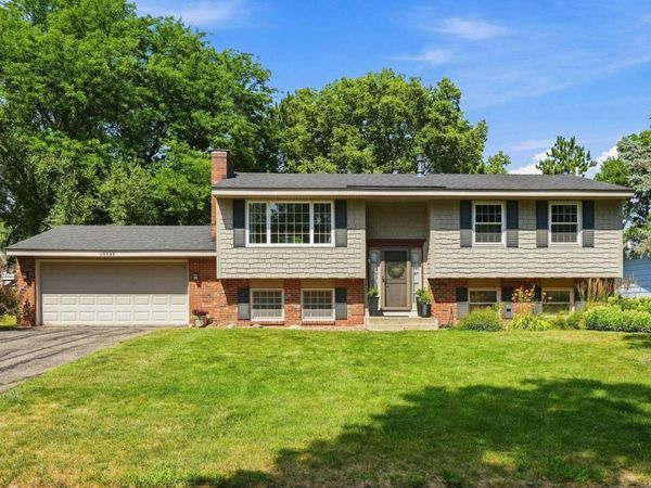 10924 Hyland Terrace, Eden Prairie, MN 55344
