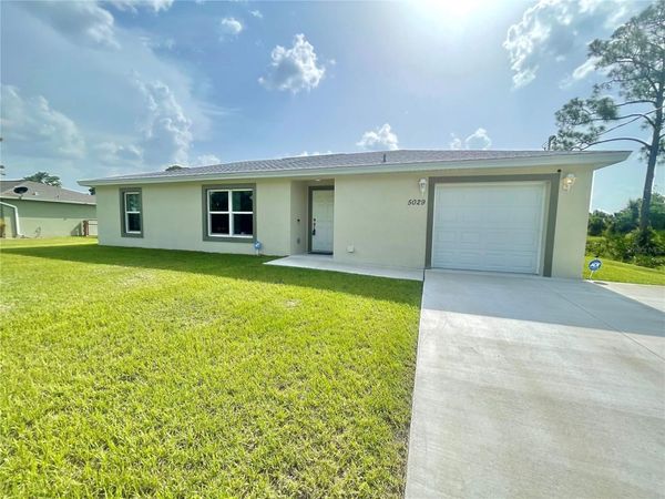 5029 W HUMMINGBIRD DRIVE , LABELLE, FL 33935