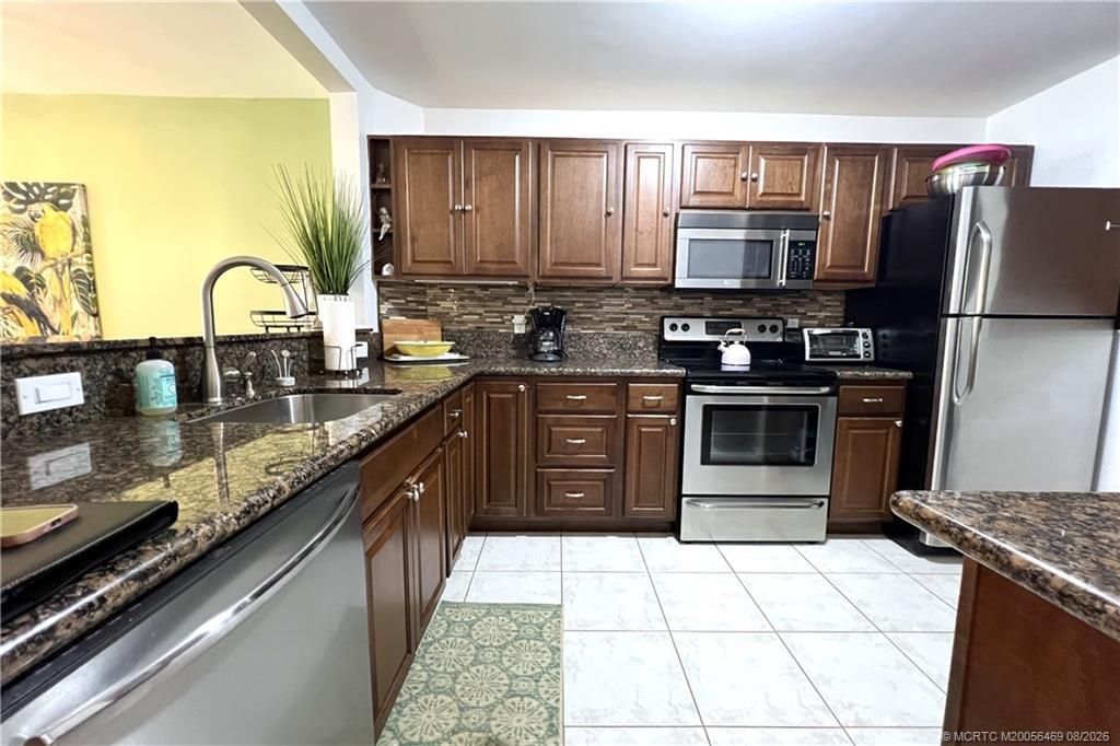 9940 S Ocean Drive, Unit 6, Jensen Beach, FL 34957 Photo
