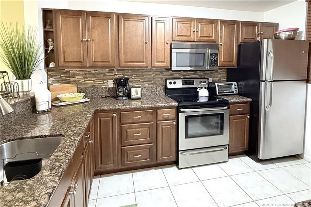 9940 S Ocean Drive, Unit 6, Jensen Beach, FL 34957 Photo