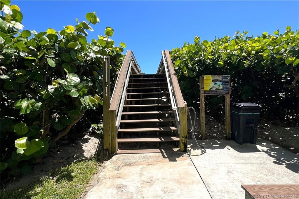 9940 S Ocean Drive, Unit 6, Jensen Beach, FL 34957 Photo