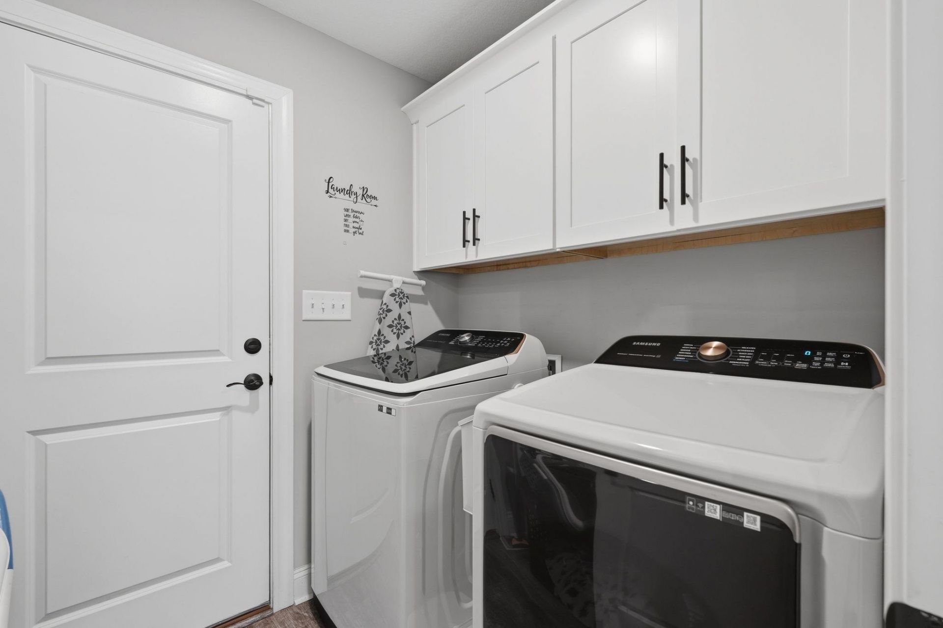 4100 Edwards Rd.  Photo 24