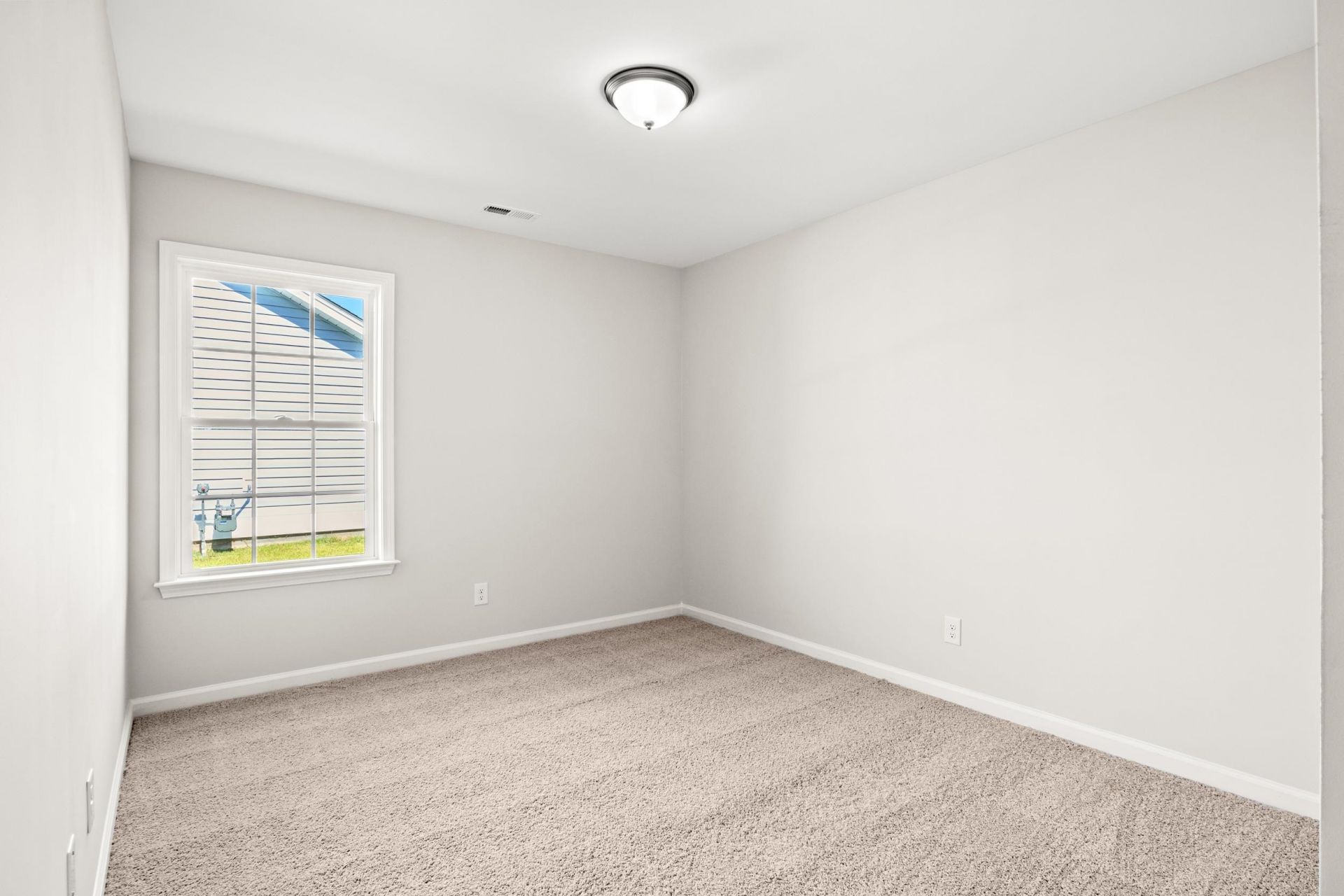 1050 Dogwood St.  Photo 12