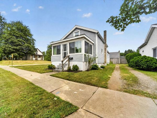 628 W North Street, Jackson, MI 49202