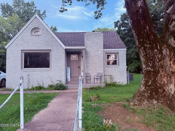 36 Hillcrest Circle Drive , Jackson, TN 38301
