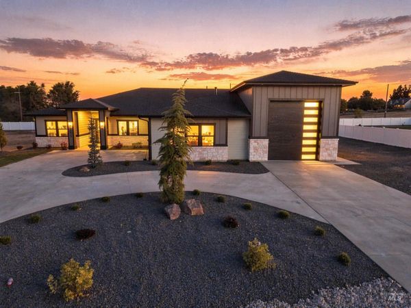 24975 Ardmore Ct, Caldwell, ID 83607