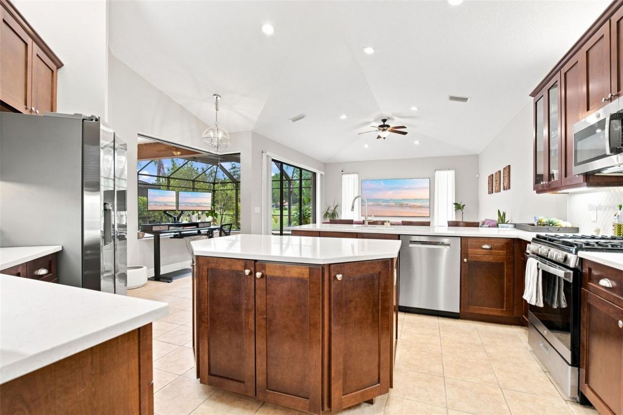 235 Dahlia Court, Bradenton, FL 34212 Photo