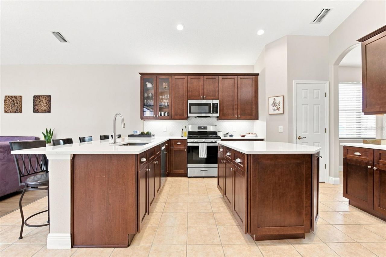 235 Dahlia Court, Bradenton, FL 34212 Photo