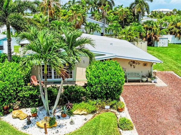 2711 AVENUE C , HOLMES BEACH, FL 34217