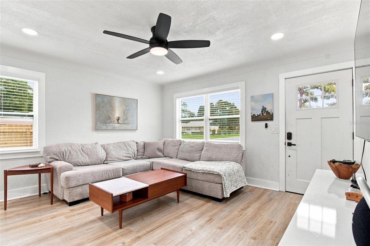 1701 41st Street S, Saint Petersburg, FL 33711 Photo