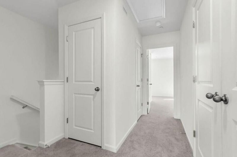 186 Halstead Drive Photo 14
