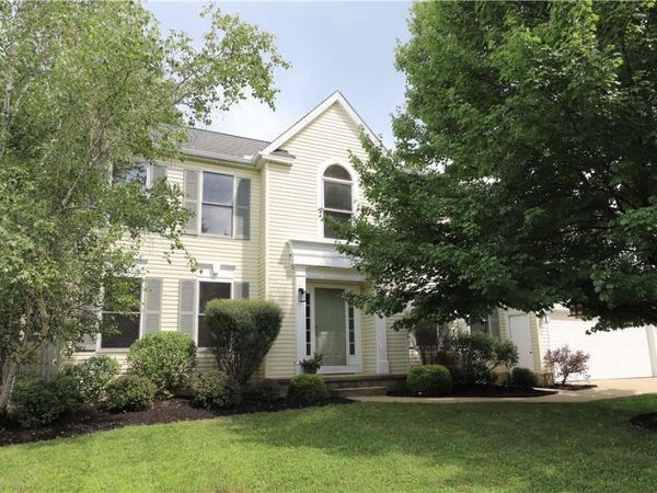 1100 Dover Drive , Medina, OH 44256
