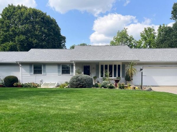 1520 W Buddale Drive, Columbia City, IN 46725