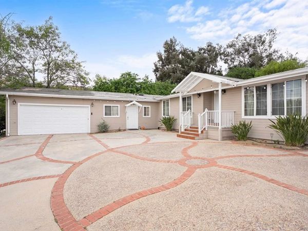12452 Janet Kay Way , El Cajon, CA 92021