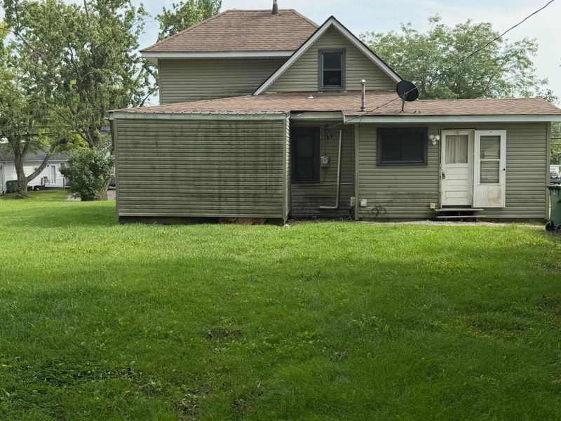 832 W 4th Street , Marysville, OH 43040 Photo 4