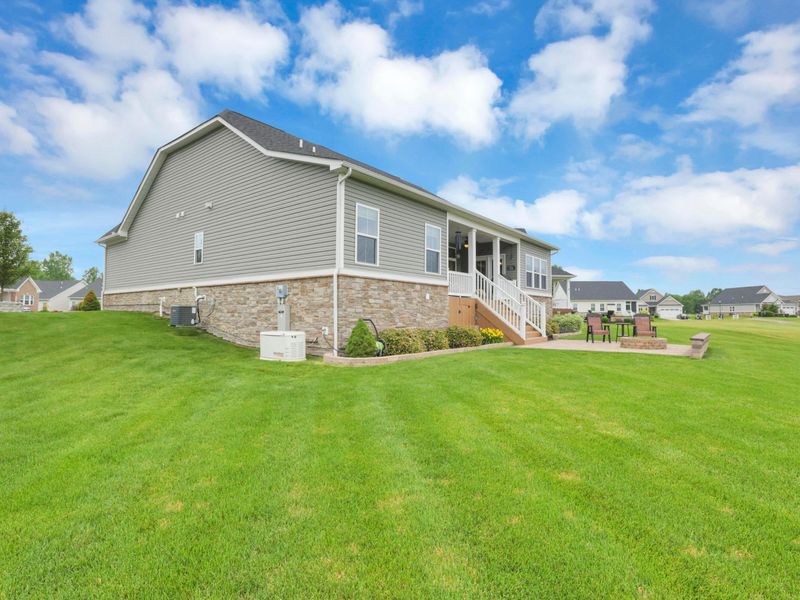 112 Carthage Court , Etna, OH 43062 Photo 4