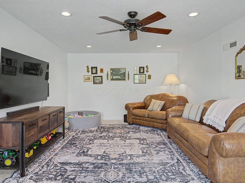 28503 Chieftain Drive , Logan, OH 43138 Photo 14