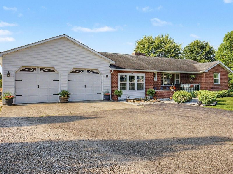 28503 Chieftain Drive , Logan, OH 43138 Photo 4