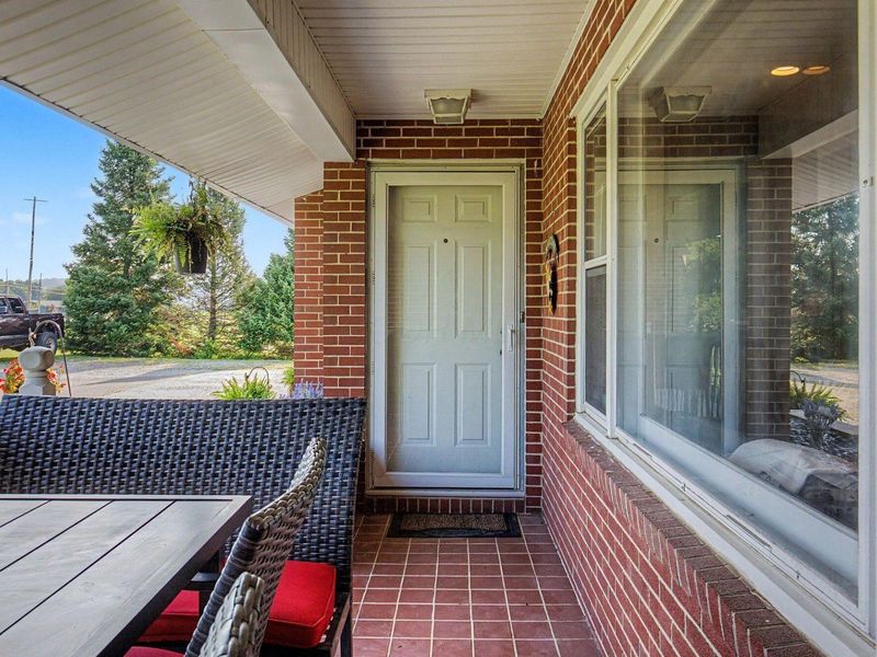 28503 Chieftain Drive , Logan, OH 43138 Photo 9