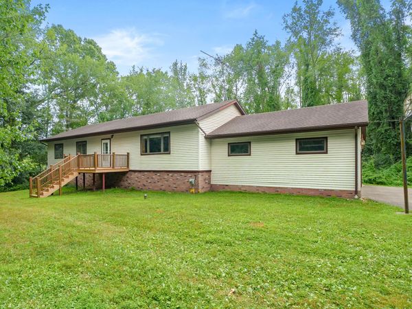 2474 E VW Avenue E, Vicksburg, MI 49097