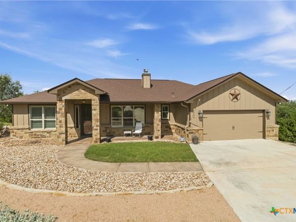 1223 Four Winds Drive , Canyon Lake, TX 78133