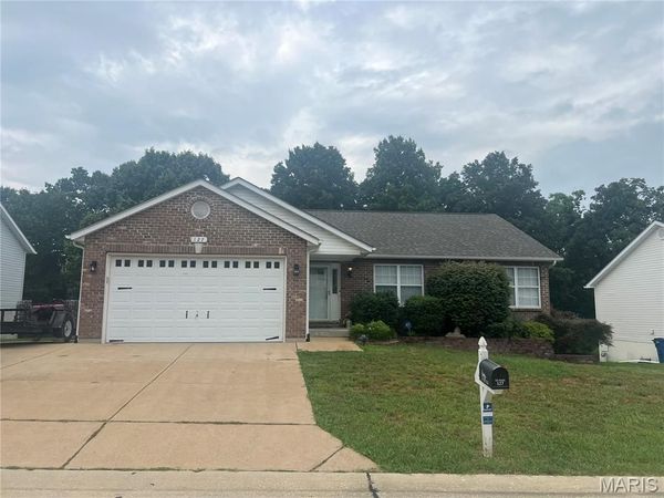 127 Ezekiel Court , Hillsboro, MO 63050