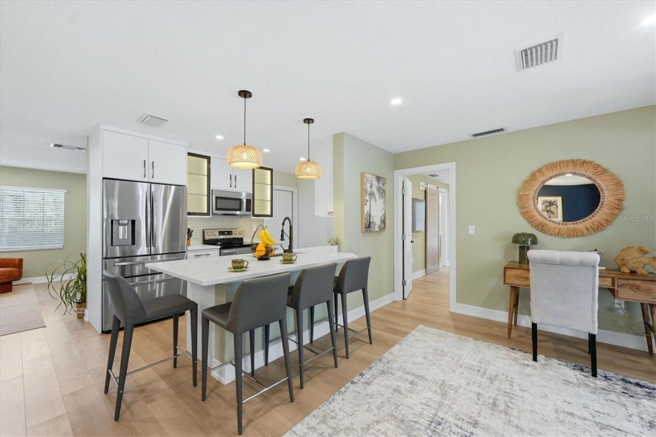 2428 Whippoorwill Circle, Sarasota, FL 34231 Photo
