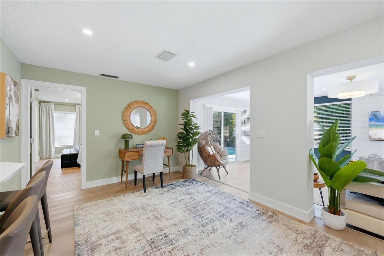 2428 Whippoorwill Circle, Sarasota, FL 34231 Photo