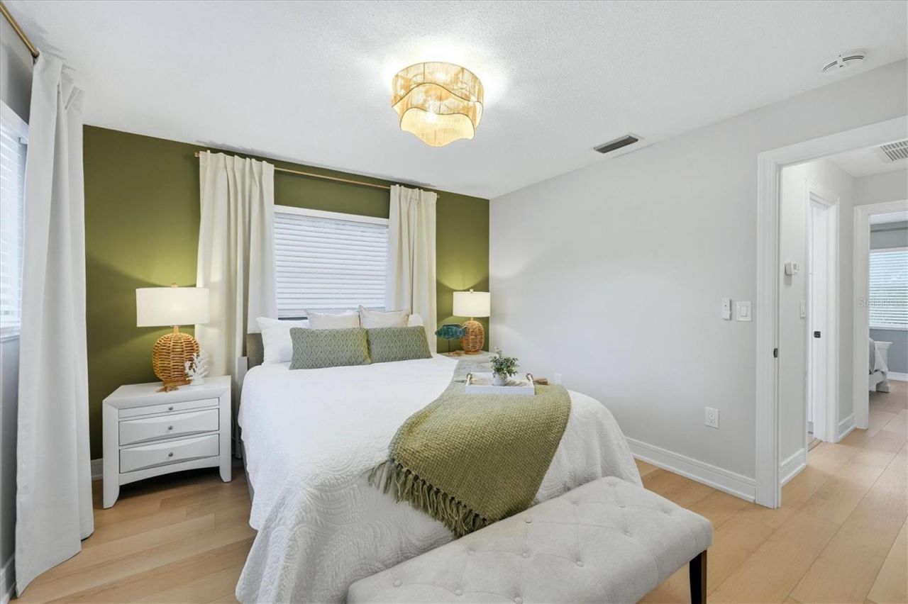 2428 Whippoorwill Circle, Sarasota, FL 34231 Photo