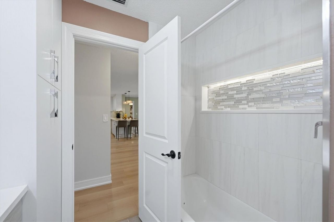 2428 Whippoorwill Circle, Sarasota, FL 34231 Photo