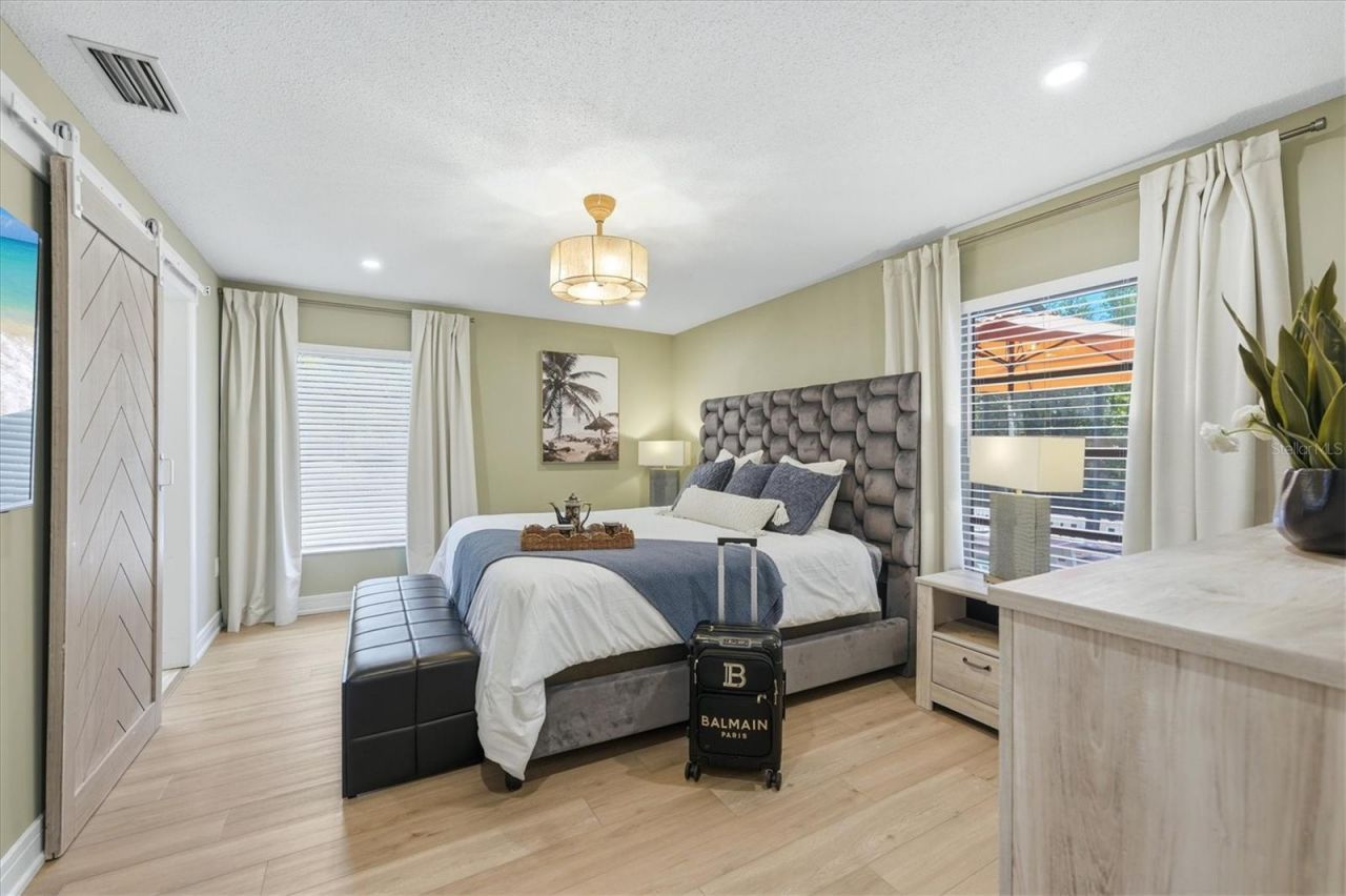 2428 Whippoorwill Circle, Sarasota, FL 34231 Photo