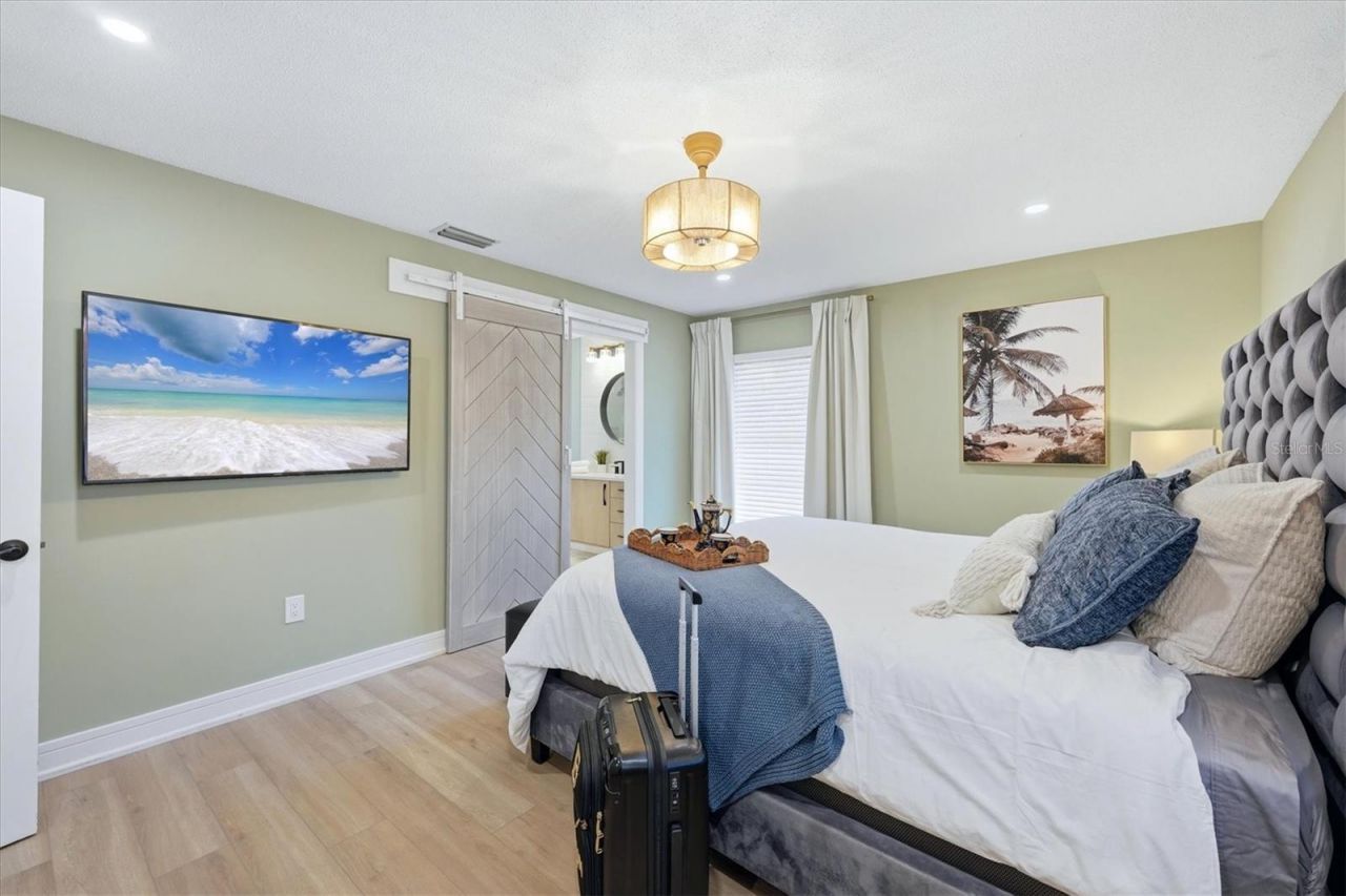 2428 Whippoorwill Circle, Sarasota, FL 34231 Photo